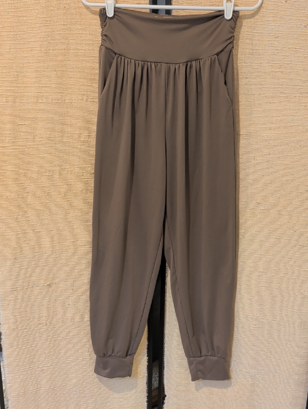 Wide-Rise Harem Pants in Taupe